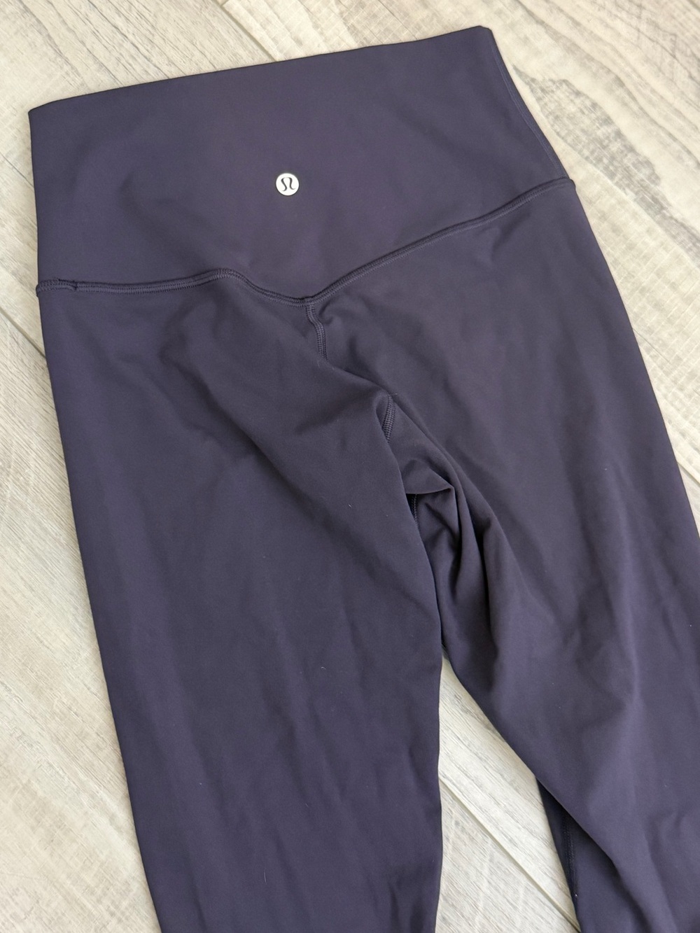 Lululemon Align No Line High Rise Leggings 25” Atmospheric Purple 6 Sold Out - Picture 4 of 7